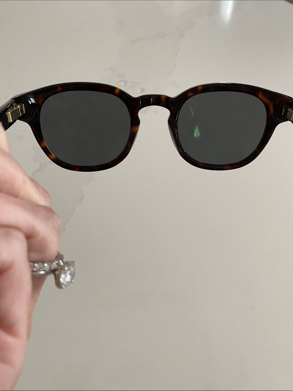 Revo Sterling G Polarized Sunglasses in Tortoise - Picture 6 of 6